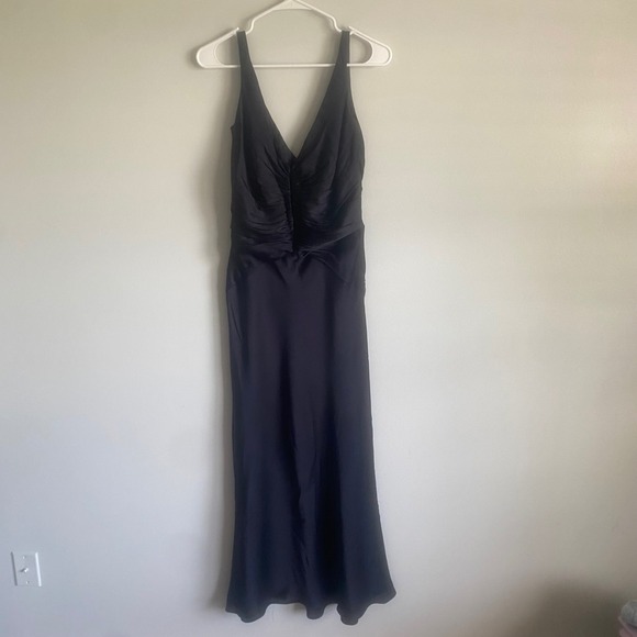 Elie Tahari Dresses & Skirts - Elie Tahari 100% Silk Navy Blue Maxi Dress Sleeveless Bridesmaid Formal Size 8